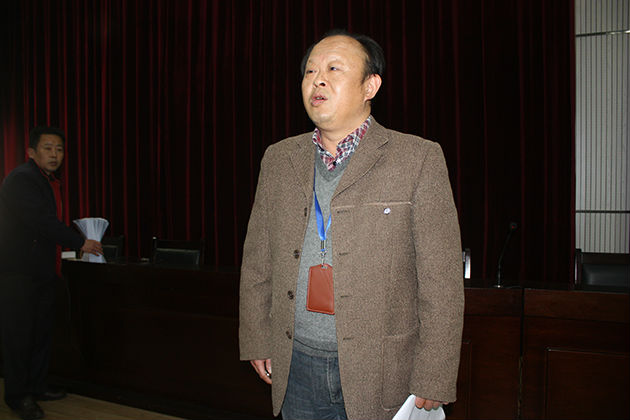 图一:市中院党组成员、纪检组组长傅明强调考试纪律要求