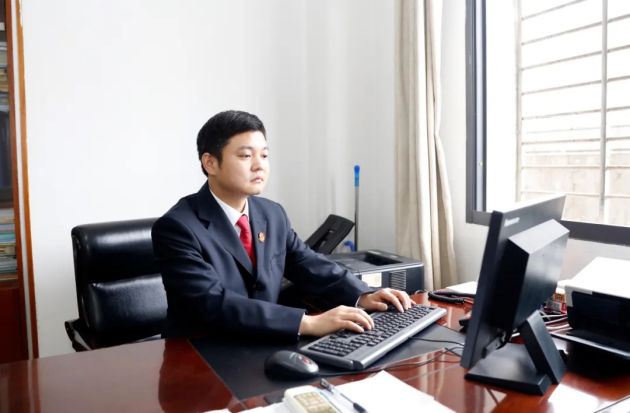 9黄彪元.webp_编辑.jpg