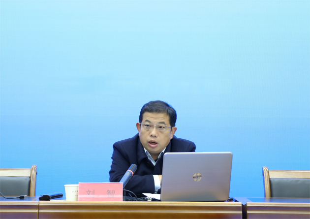 刘智.jpg 刘智.jpg